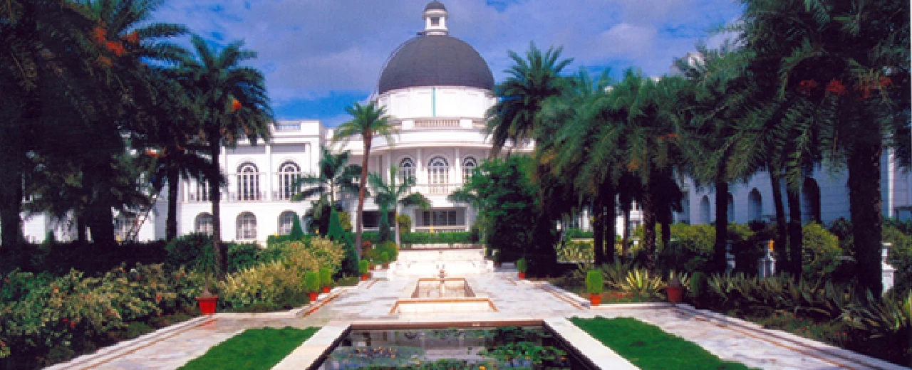 Taj Mahal | Lucknow, UP